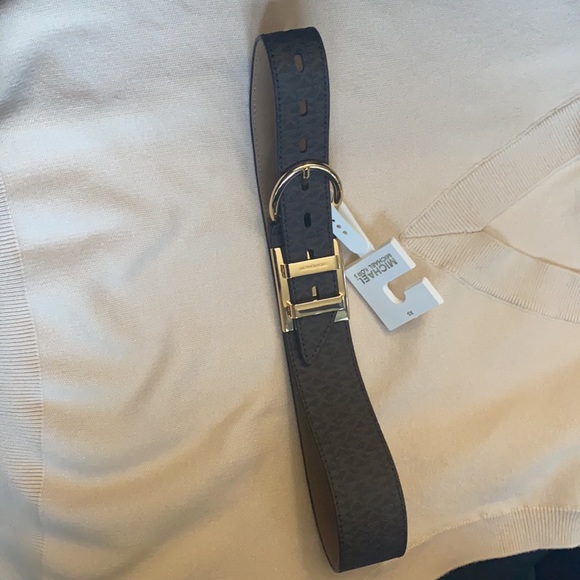 Michael Kors belt - Picture 3 of 7